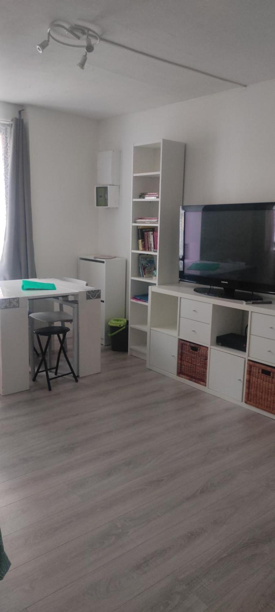 Superbe Appartement En Plein Centre Ville Viarmes Ngoại thất bức ảnh